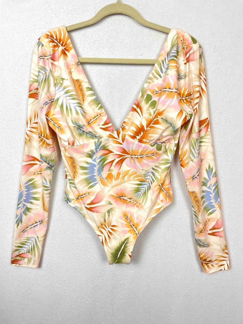 Billabong NWT Island Calling Long Sleeve One Piece Swim Womens Size L